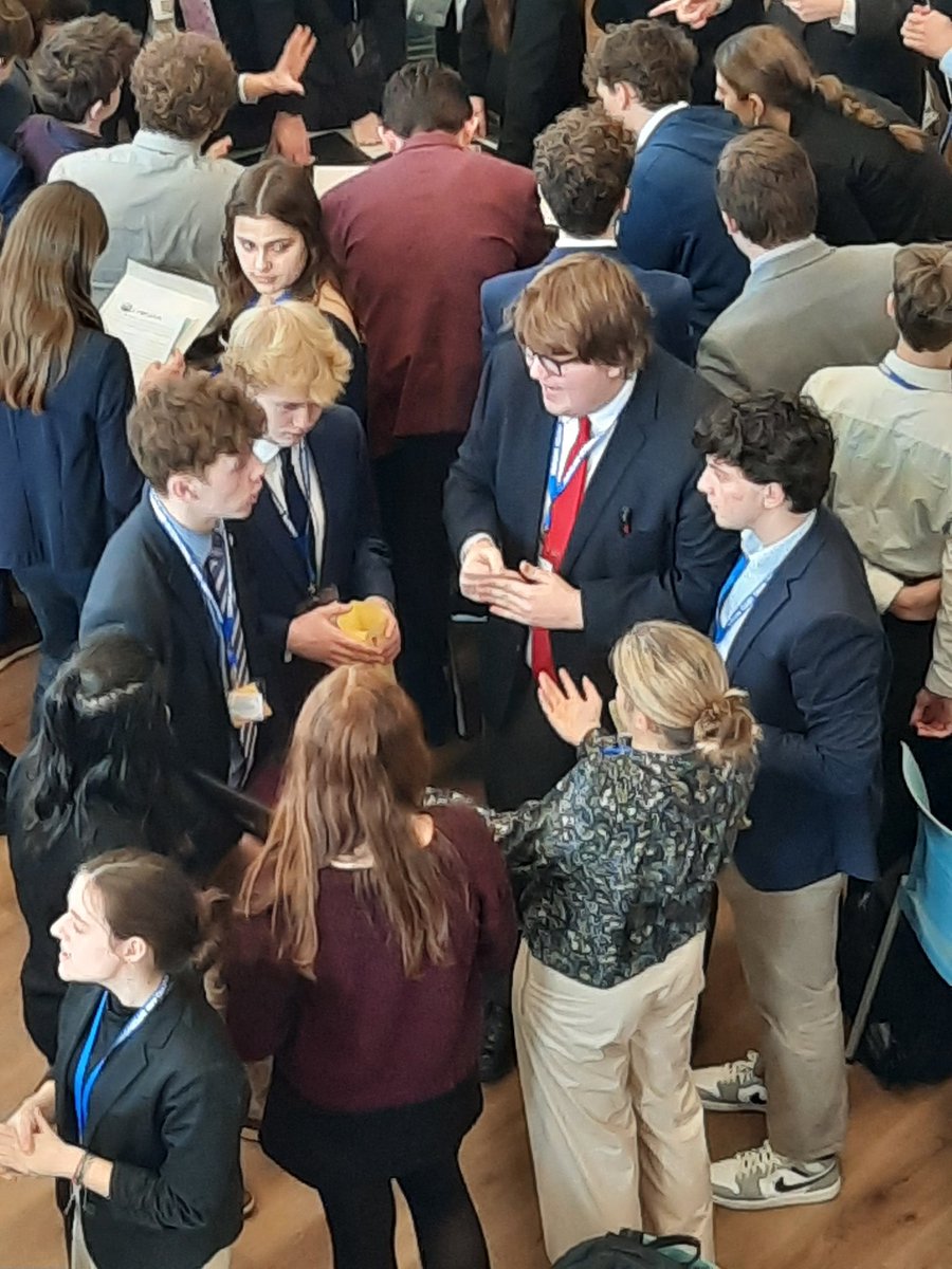 Diane Compton tweet media