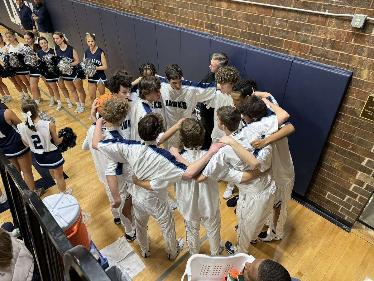 jpence2933's tweet photo. Thank you @CLS_Hawks_Bball for some of the most special moments in my life ❤️ always apart of the brotherhood. https://t.co/m2HXjGvj4u