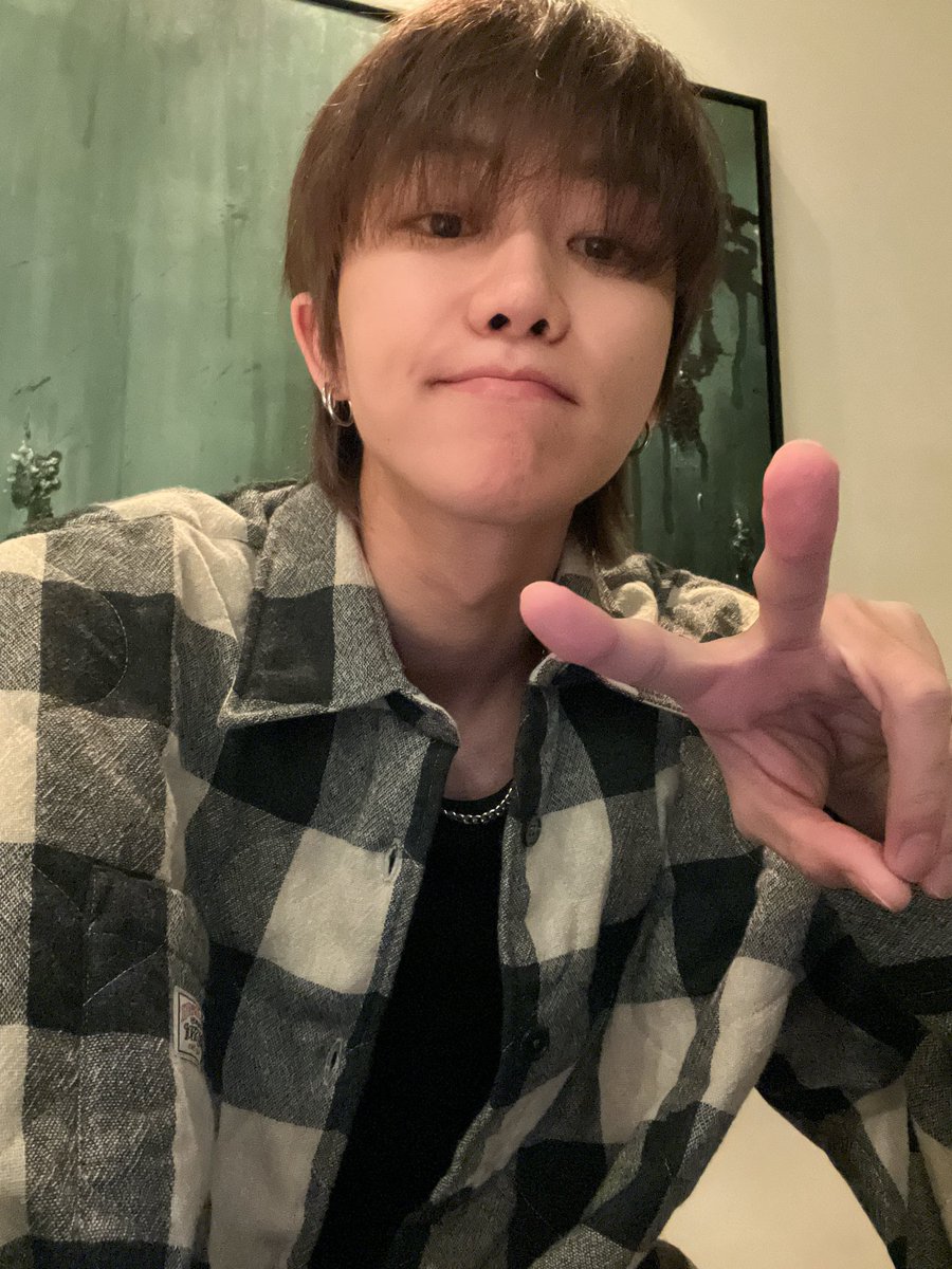 seven220607's tweet photo. 덮머 최고❤️ https://t.co/Gb9k2WzF0e