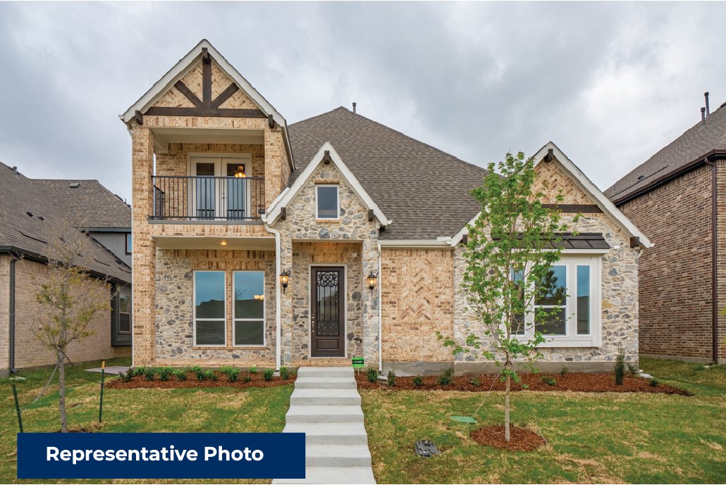 RealFirstTexas's tweet image. 🌟#FeatureFriday @ Cambridge Estates, Prosper, TX!🏡Overton floor plans $40K off, priced in mid $700's.
🛏️5 beds 🛁4 baths🚗2 car garage📏3,466-3,488 sq. ft.🏫Prosper ISD📍20 mins 2 Frisco attractions.
Contact: OnlineConcierge@FirstTexasHomes.com
#ProsperTX #FriscoTX