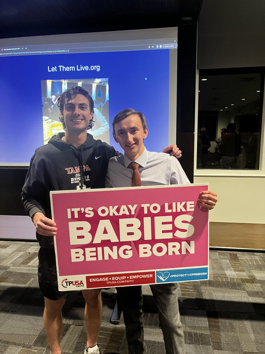 TPUSA_CITRUS's tweet photo. @prolifespidermn Saving babies 1 skyscraper at a time. @TPUSA 

https://t.co/5UWdgukeVO 

@tpusa_gulf | @tpusastudents | @tpusa_gulf | @tpusafaith | @letthemliveorg https://t.co/B5mGdAJBVN