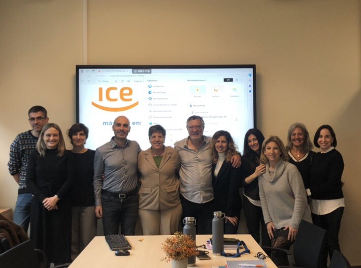 uvic_cife's tweet photo. Els vicerectorats de professorat, d’ordenació acadèmica i el @uvic_cife hem visitat l’@ice_upv. Una productiva trobada on hem conegut com treballen el desenvolupament professional docent,la innovació educativa i la recerca en educació amb el seu PDI. Molt agraïts per l’acollida! https://t.co/McogLJlDvb