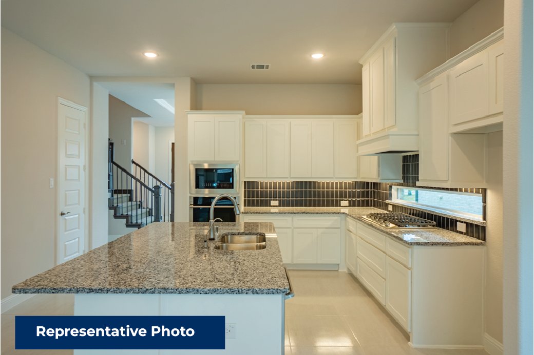 RealFirstTexas's tweet image. 🌟#FeatureFriday @ Cambridge Estates, Prosper, TX!🏡Overton floor plans $40K off, priced in mid $700's.
🛏️5 beds 🛁4 baths🚗2 car garage📏3,466-3,488 sq. ft.🏫Prosper ISD📍20 mins 2 Frisco attractions.
Contact: OnlineConcierge@FirstTexasHomes.com
#ProsperTX #FriscoTX