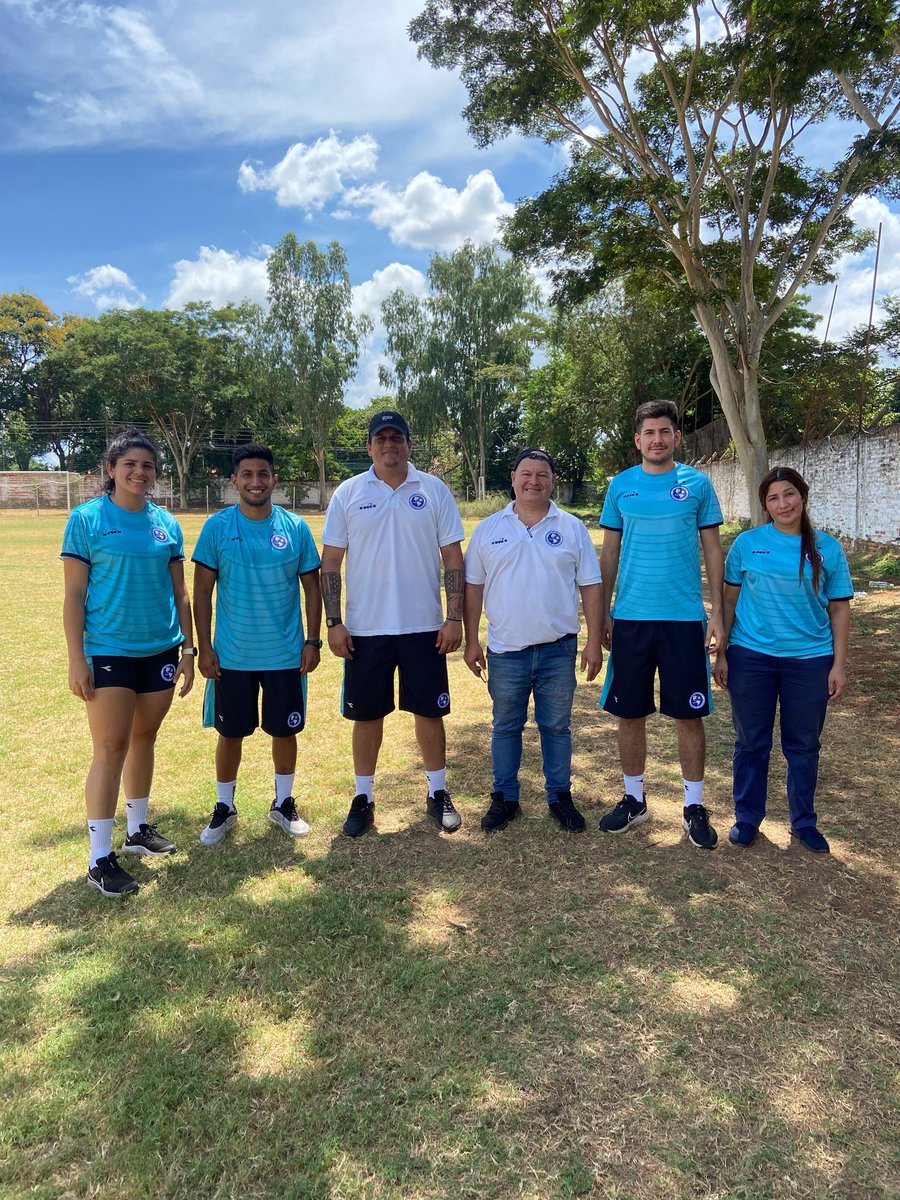 robertito210186's tweet photo. Volver a casa donde mí sueño de futbolista inicio después de casi 20 años pero ya en otra faceta, la de técnico de fútbol es algo que siempre soñe agradecido con la gente que confío en mí para este nuevo desafío
#Soldeamericafem2024 
#Diosalmando https://t.co/gcYbrdXDL2