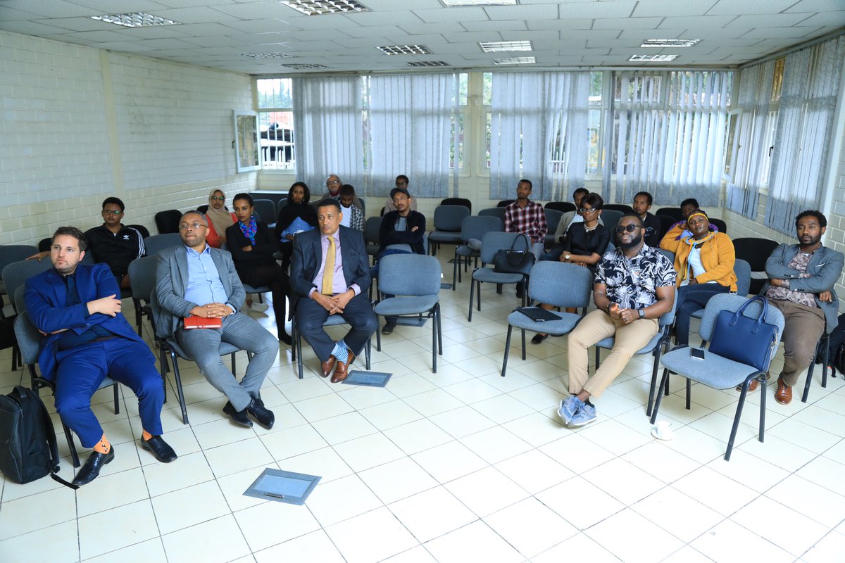 Reflecting on today’s 'Borderlands' documentary screening at @IPSS_Addis, Addis Ababa University. The film's powerful stories opened our eyes to the resilience and diversity of Africa's borderlands. I'm grateful for the profound conversations sparked by these narratives.