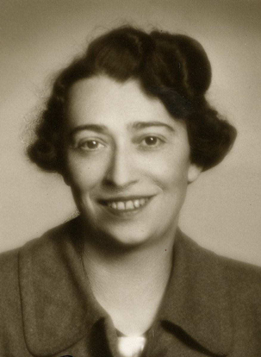 16 February 1901 | A Czech Jewish woman, Vilémina Boschanová, was born in Prague. She was a clerk. 

She was Deported to #Auschwitz from the #Theresienstadt ghetto on 4 October 1944. She did not survive.