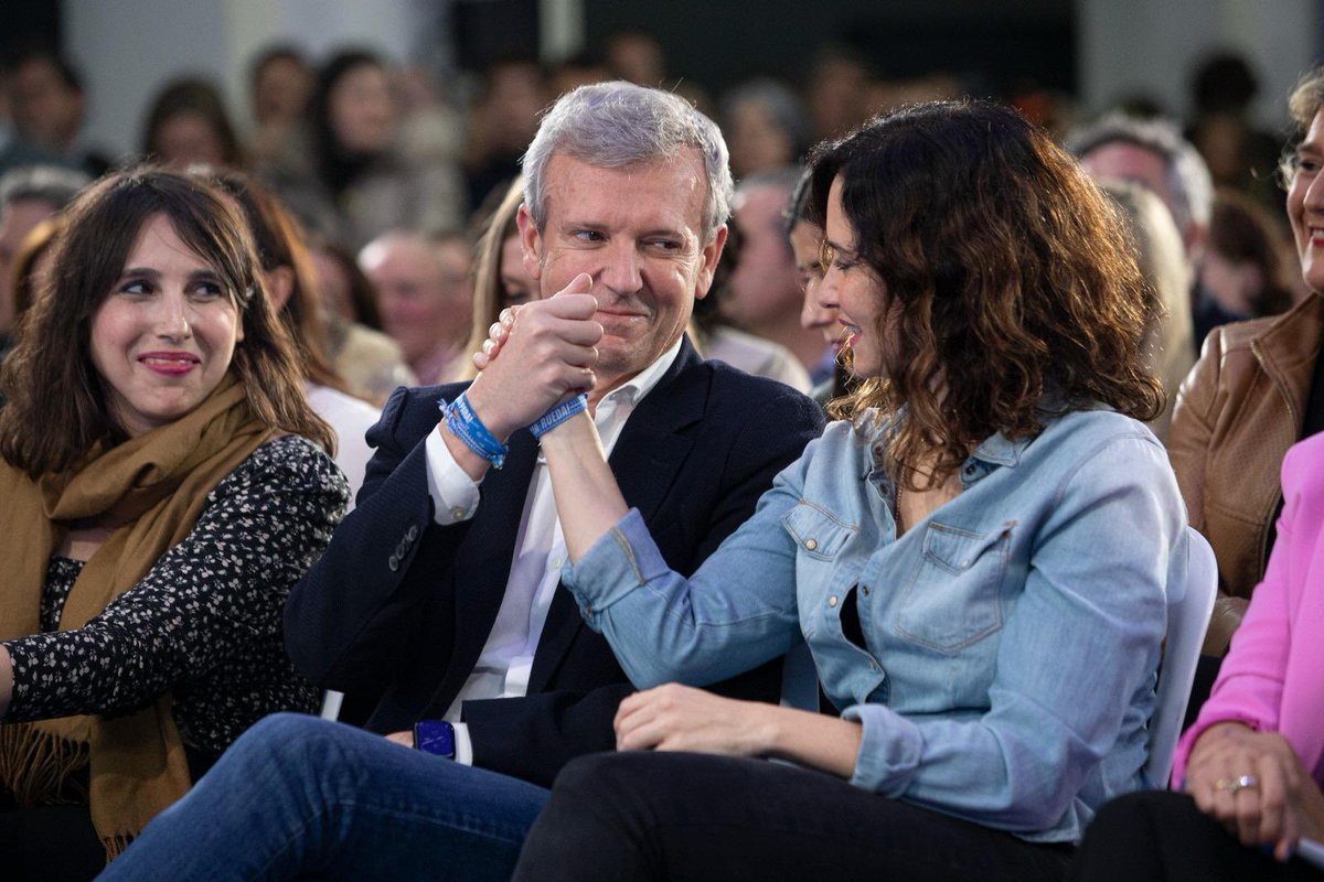 IdiazAyuso's tweet photo. Por una Galicia de todos al servicio de España. 
@AlfonsoRuedaGal https://t.co/AC0Cc7mPA5