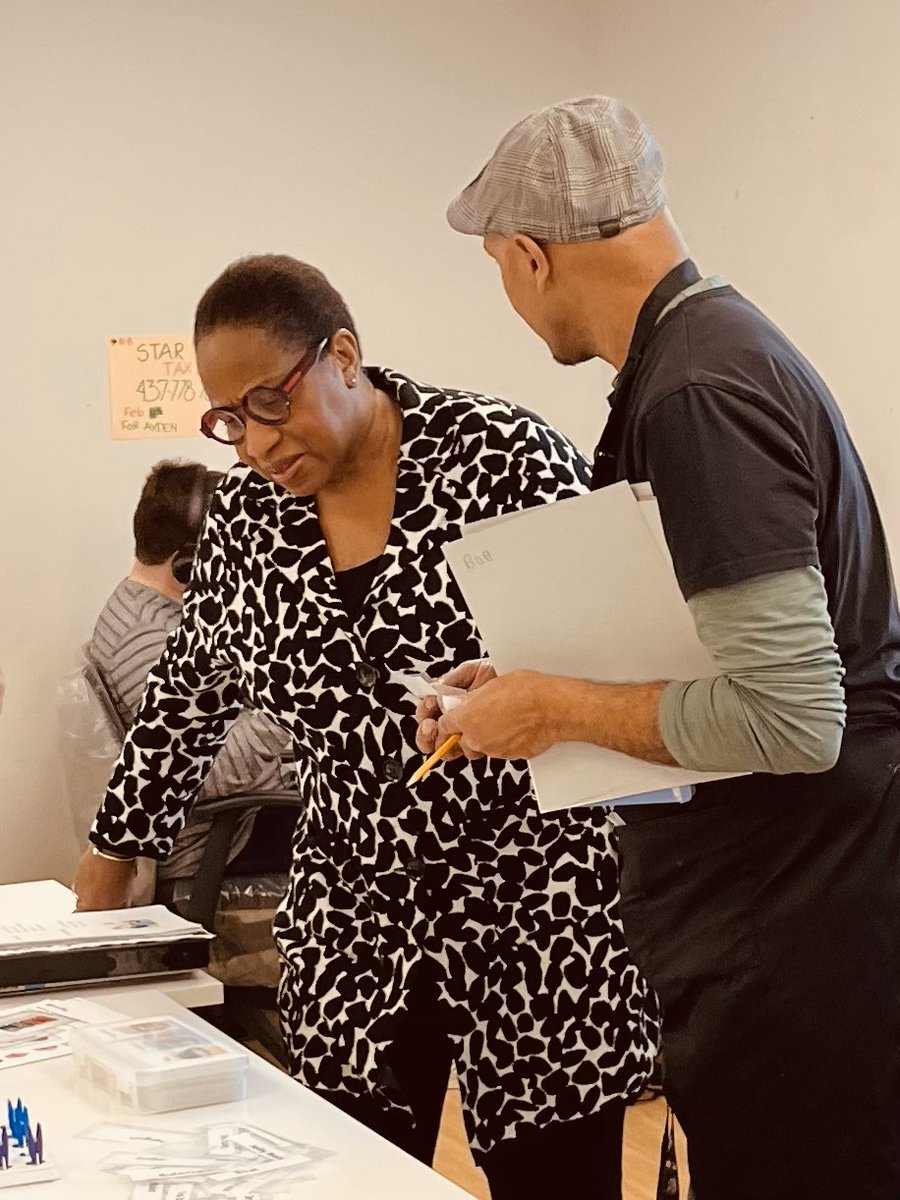 We were honored to have Hon. Deputy Minister Denise Allyson Cole from the Ministry of Children, Community and Social Services (MCCSS), our Ministry Regional Director (Karen Singh), James Culp and Salima Hussein who enjoyed visiting and touring Community Living Central York!