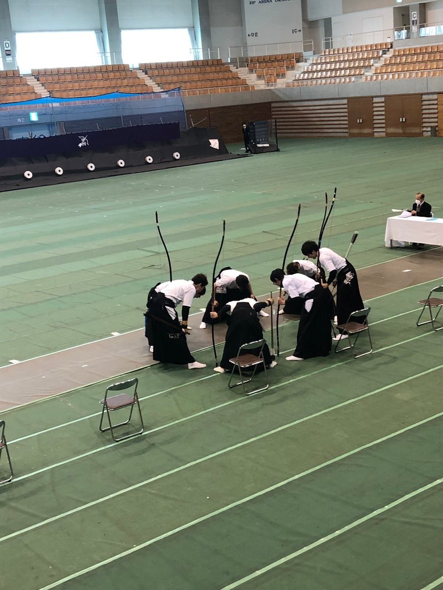 toridai_kyudo's tweet photo. 第30回中四国学生弓道新人戦
【結果報告】

男子団体　   第3位
女子団体A　準優勝

女子射道優秀校
女子優秀射士賞　長谷紗希

3日間沢山の応援ありがとうございました！
また、運営に携わっていただいた皆様に感謝致します。 https://t.co/C2YBjhvaPT