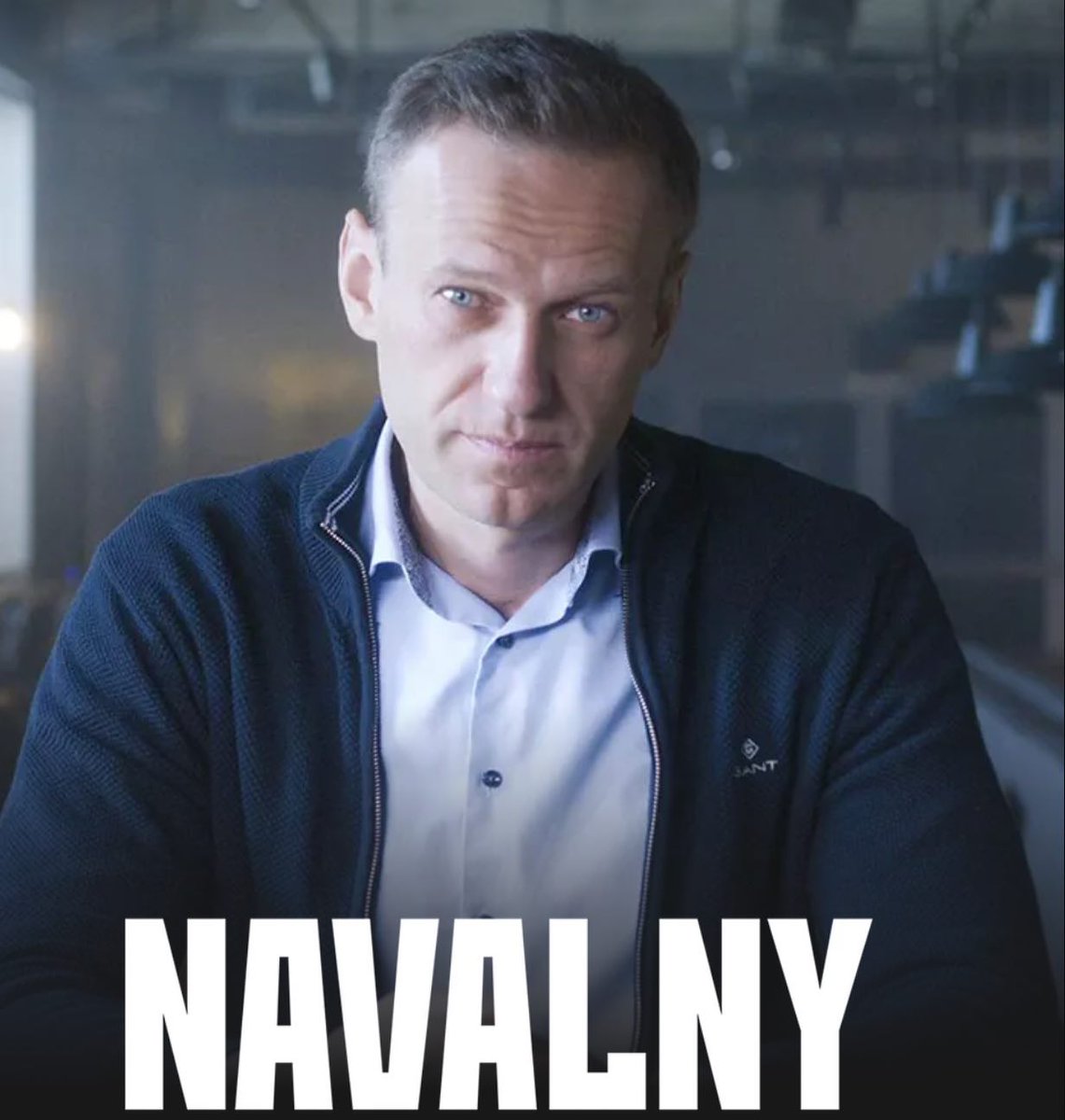 Naar aanleiding van het overlijden van Aleksej Navalny herhaalt de VPRO vanavond de mustsee documentaire Navalny uit 2022. Om 23.17 op NPO 2, nu al te zien op NPO Start.
Ook de podcast van Bureau Buitenland staat vandaag volledig in het teken van de dood van Navalny.
#Navalny