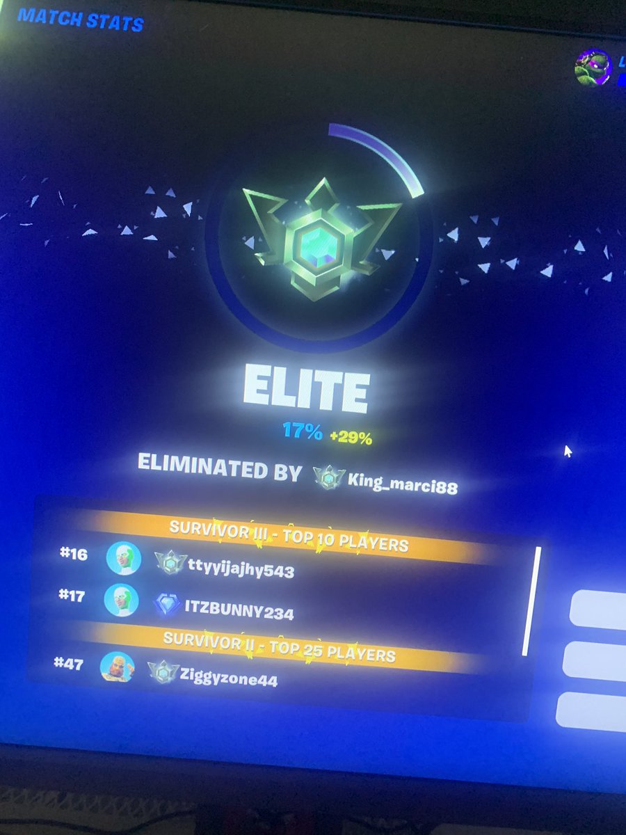 iCrashhh's tweet photo. Elite gamer https://t.co/Kf1GrLwXsC