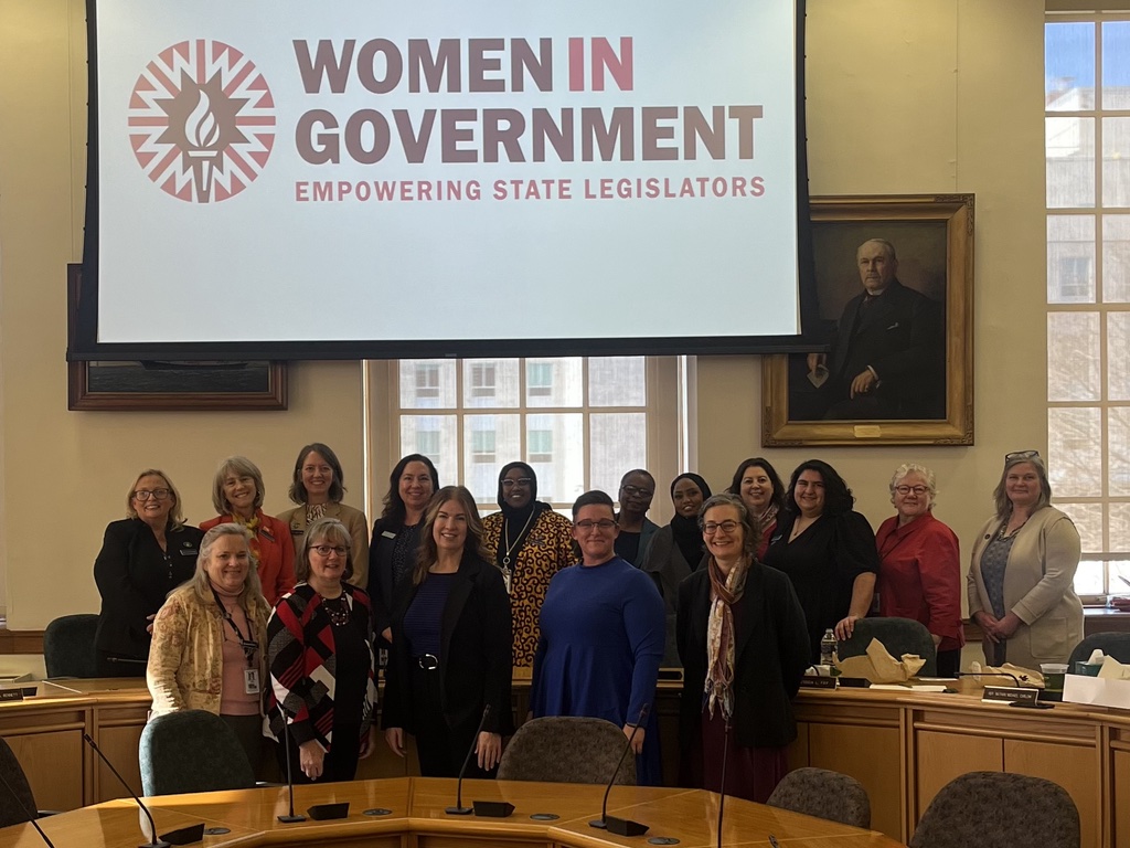 We are going coast to coast to meet with hardworking women state legislators! Yesterday we hosted women lawmakers in Maine's State House for a networking lunch. We extend a HUGE thank you to our State Directors for their assistance in making this a successful event!