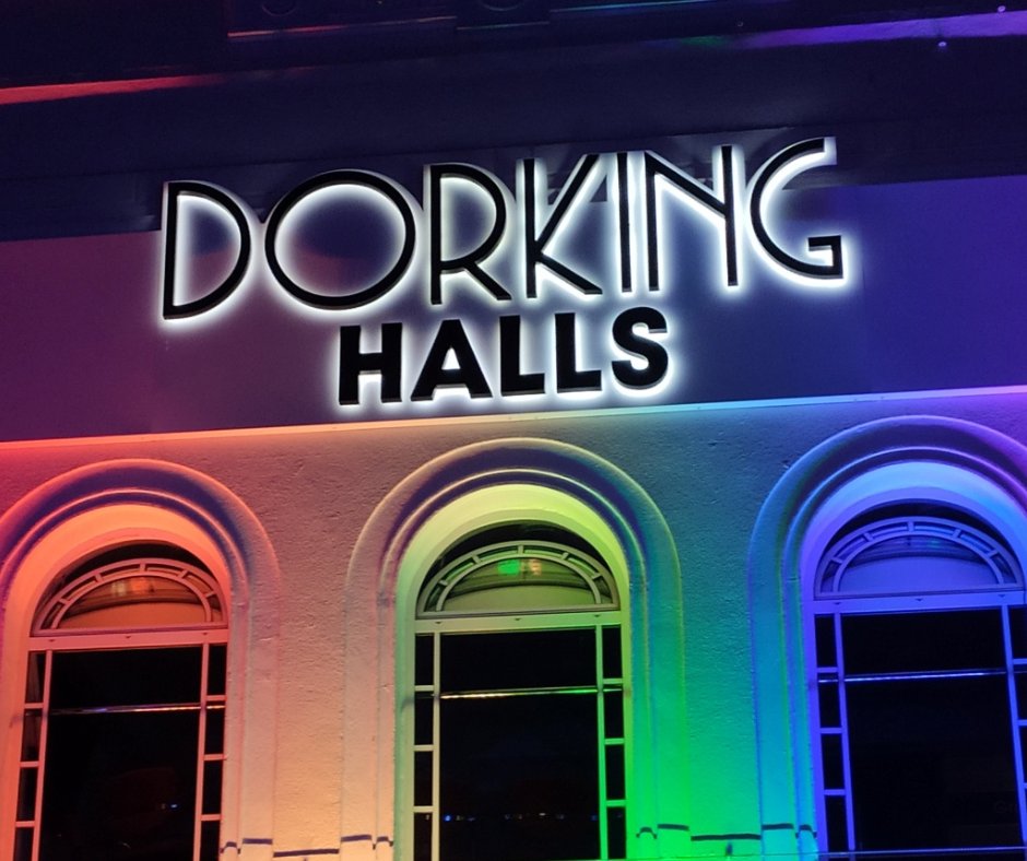 🎭 Event Assistant role @DorkingHalls! 🎭 Help maximise customer experience at Dorking Halls through a range of key responsibilities including serving refreshments, assisting guests and working as part of a fast-paced sales and service team. Learn more 👉 t.ly/eKmmO