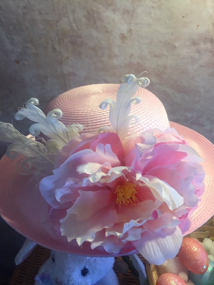 The best selection of Easter hats for little girls - we even custom match! isabellashatsandbows.etsy.com/listing/943865…