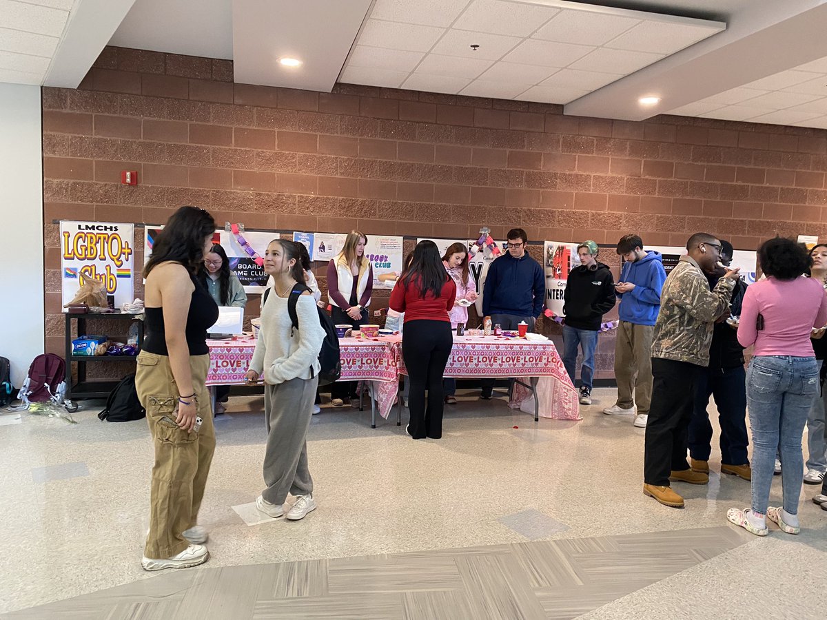 LevineHigh's tweet photo. Spreading the love on Valentine’s Day! https://t.co/snJ4wYzADL