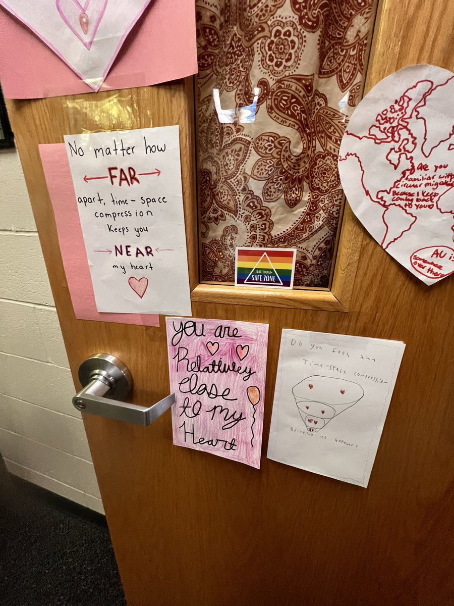 LogsdonMs's tweet image. APHuG vocab review Valentine’s Day Style 🌎💜💕🌍💜🌏💕🛩️@gkhscogs424 @gkschools