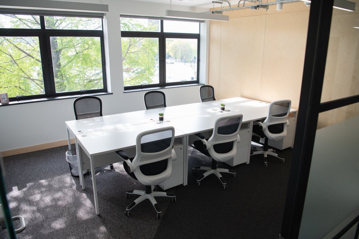 WizuWorkspace's tweet photo. If you're looking for a workspace that ticks all the boxes✅

Our triple-threat workspace (a cafe and a gym in the building!) in Sheffield could be for you👀

📣 ANY office space currently available for just £250 per desk on a 12-month term📣

(ends March 31st!)

#officestorent https://t.co/L8Z57qLAjB