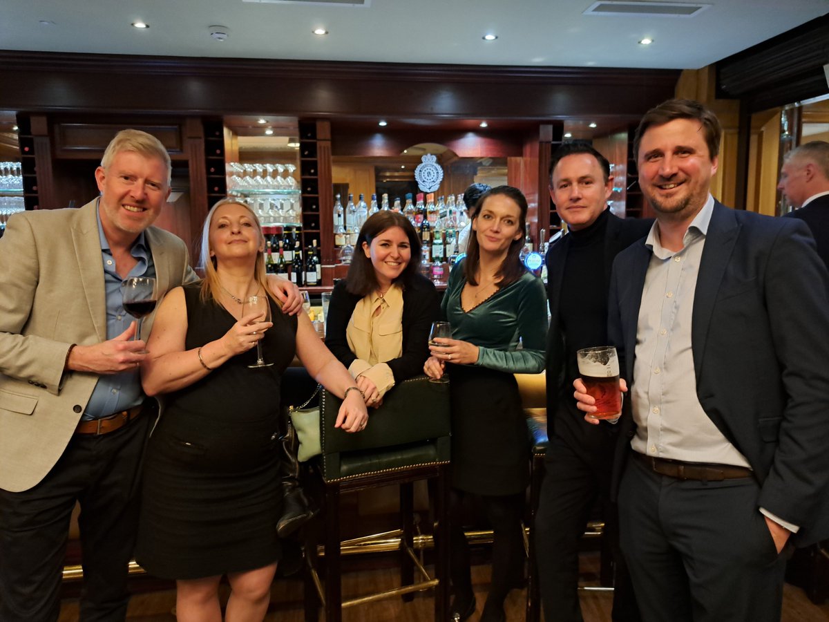 A very enjoyable Pall Mall Property Club lunch yesterday with great company

#property #networking