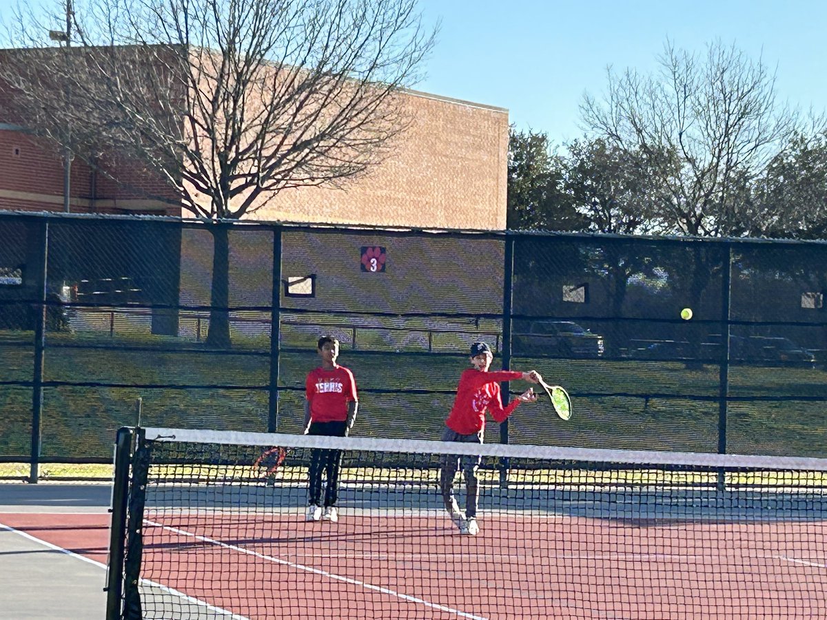 CMSE Tennis defeated Colleyville MS with a 15 to 4 win! Congrats Broncos! 🐴🎾<a href="/coppelleast/">Coppell Middle School East</a>