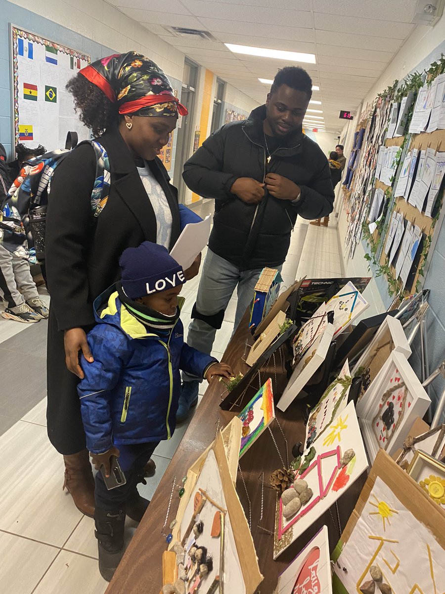 marlenyee's tweet photo. Our families were invited to design an art frame of who lives in their home using pebbles or any recycle material. #FamilyDay #FebruaryLove @TCDSB @StBernardsTCDSB @BiagioniSonia https://t.co/mTswdWEbTg