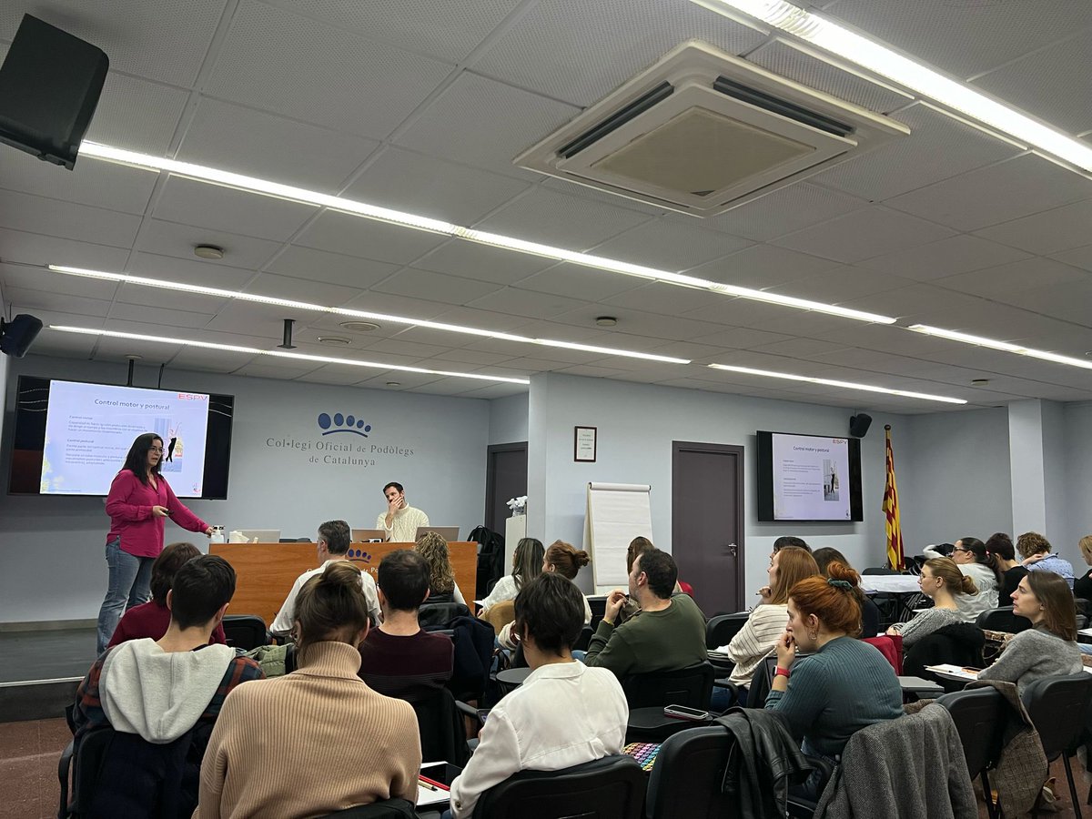 CollegiPodolegs's tweet photo. Avui, a la sede del 📍 Curs Posturologia: Migpeu (abordaje de disfunciones y esguince del mediopié mediante neuromodulación no invasiva) 👣✅

#podologia 
#posturologia https://t.co/DemTAIM5fp