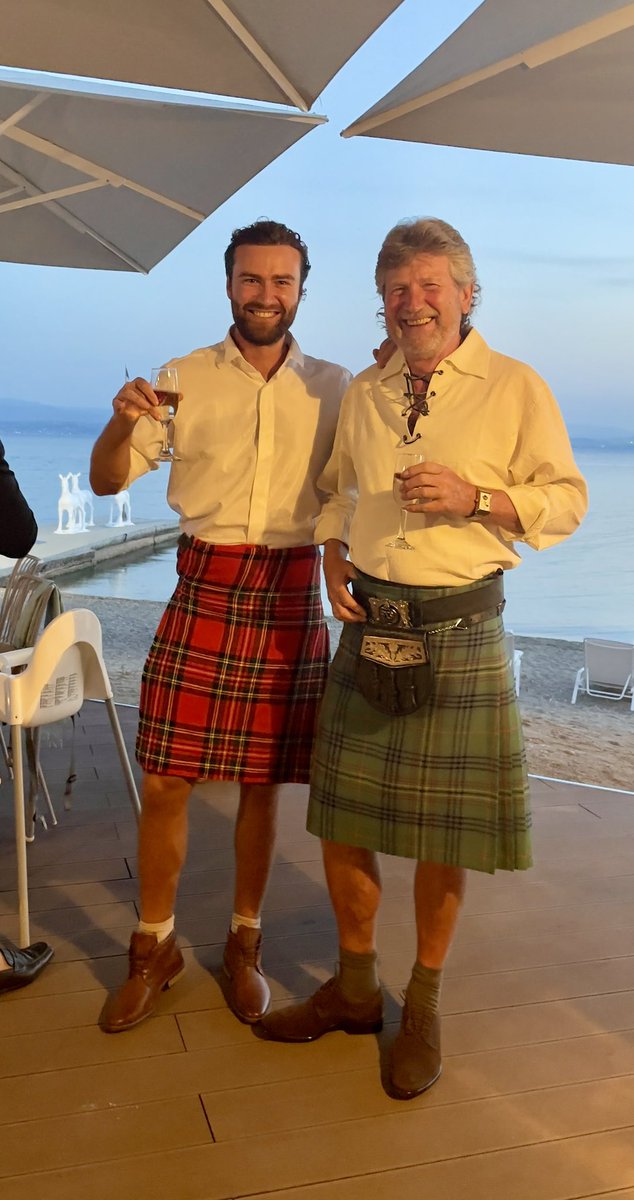 Robjamesseymour's tweet photo. Με τον μπαμπά μου John / with my Dad ❤️#team_kilts #kilt #scotland https://t.co/RQTp6vLuB1