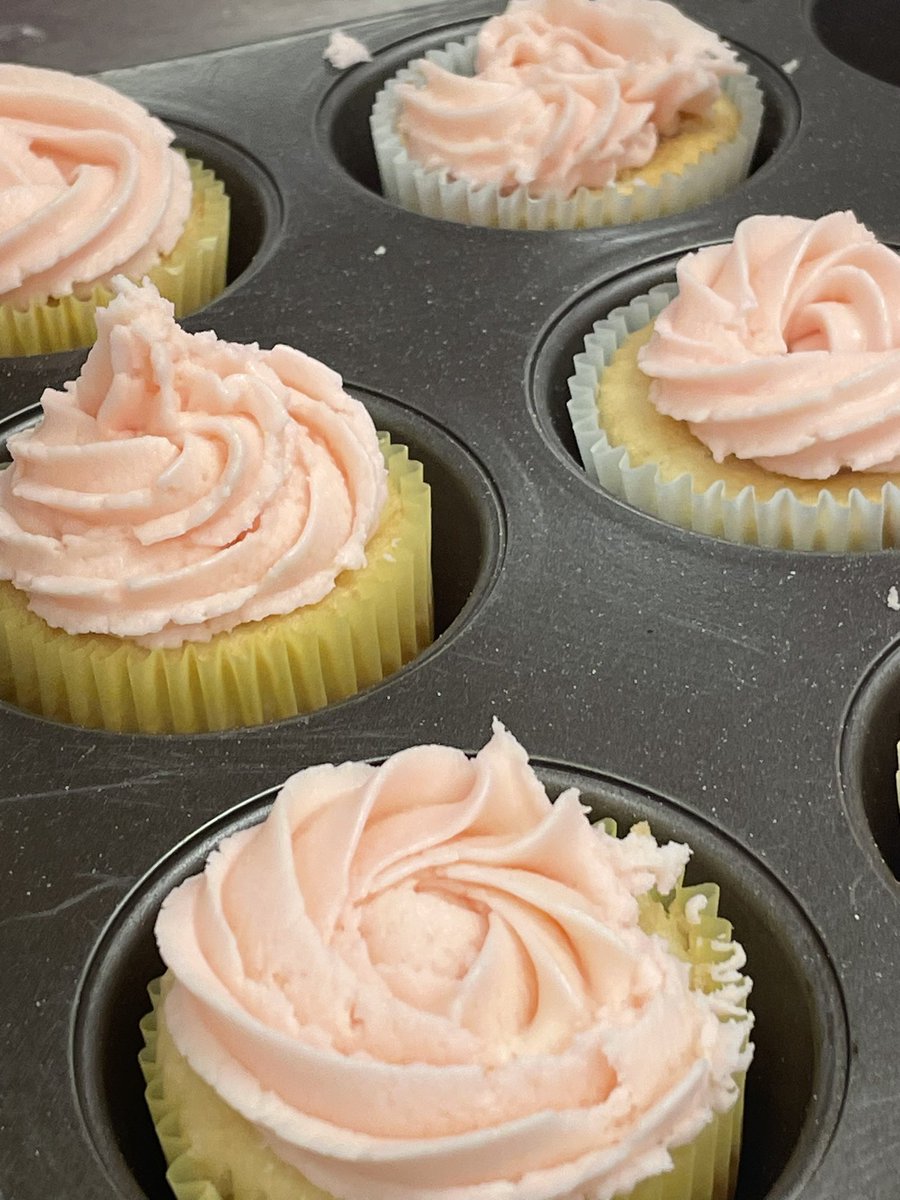 libertyfcclawsd's tweet image. Culinary III students prepared delicious Valentine treats this week! They always accept challenges! #prostartproud #lhsculinary #wsdleads