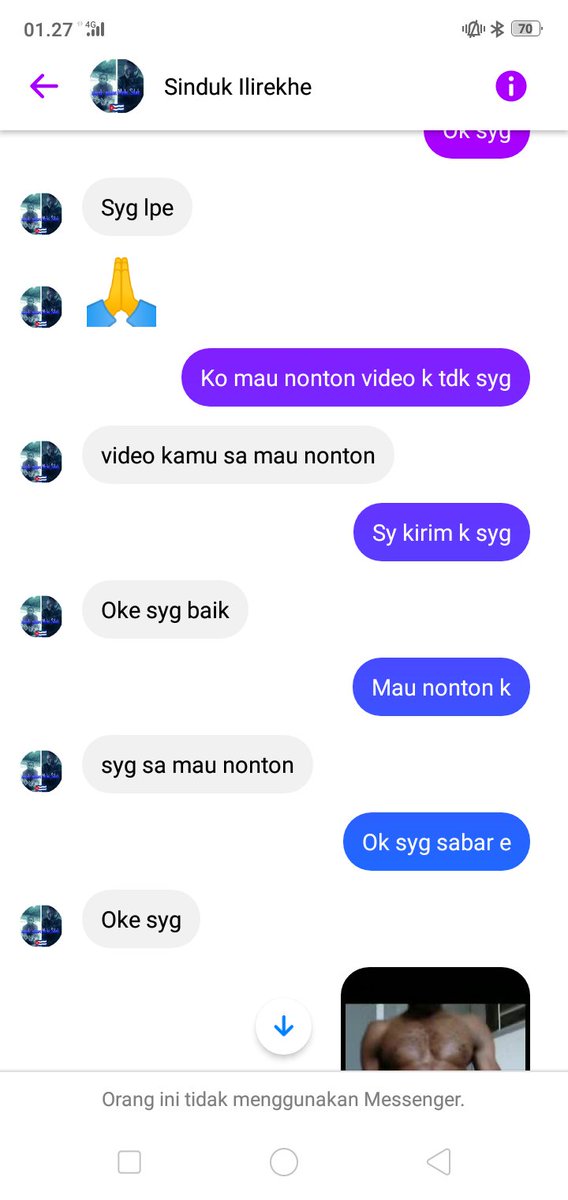 Akun Facebook masih aktif, serang sdh. Perempuan dia tinggal di sinakma Wamena

Suka nonton video tu