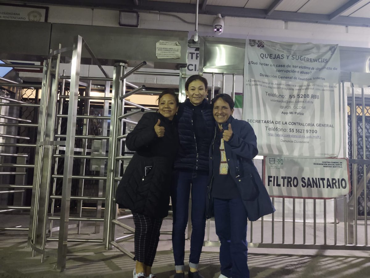 Ivonne, confinada tras los muros de Santa Martha Acatitla durante 24 largos años, enfrentó una realidad abrumadora, limitada no por la justicia, sino por la falta de recursos para pagar la reparación del daño. Sin embargo, su destino cambió radicalmente gracias a la compasión y…