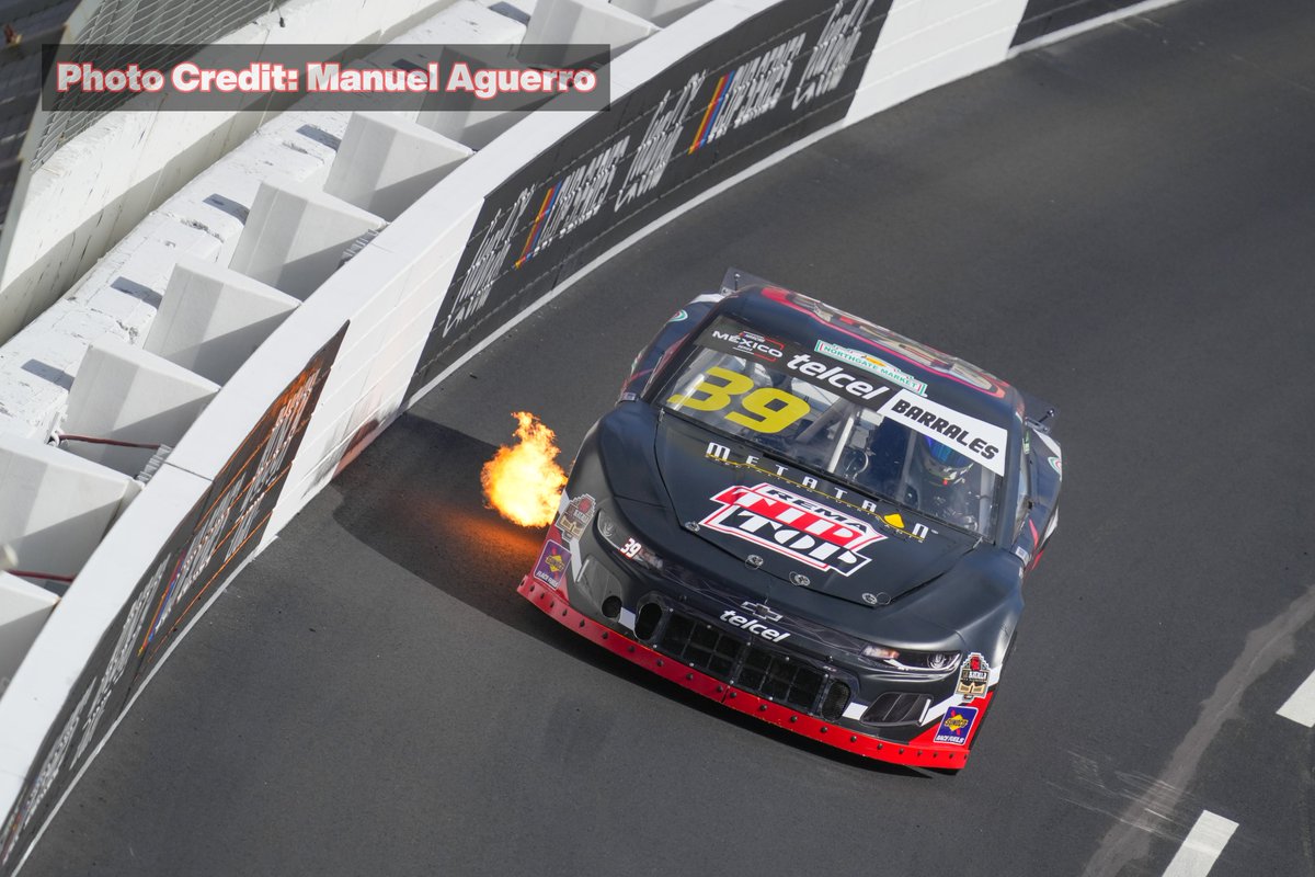 VLRacingDesigns's tweet photo. First scheme of 2024 to hit the race track - and the biggest one for me personally. This is Victor Barrales Jr.'s ride from the King Taco "La Batalla en El Coliseo" two weeks ago.

Another HUGE thank you to ANVI for letting me freelance for them. Hopefully more to come in 2024! https://t.co/r3G0mO7GgN