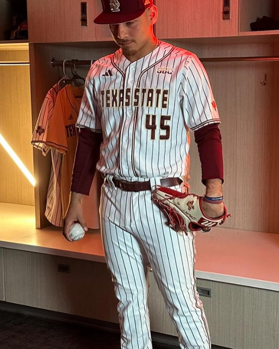 PHS_LoboBB's tweet image. It’s opening day for D1 Baseball today and we want to wish the best of luck to Class of 2020 Jonathan Martinez. Jonathan is a Senior at Texas State University in San Marcos. Have a great season @Jonamtz85 ! #BTF #85 #EatEmUp