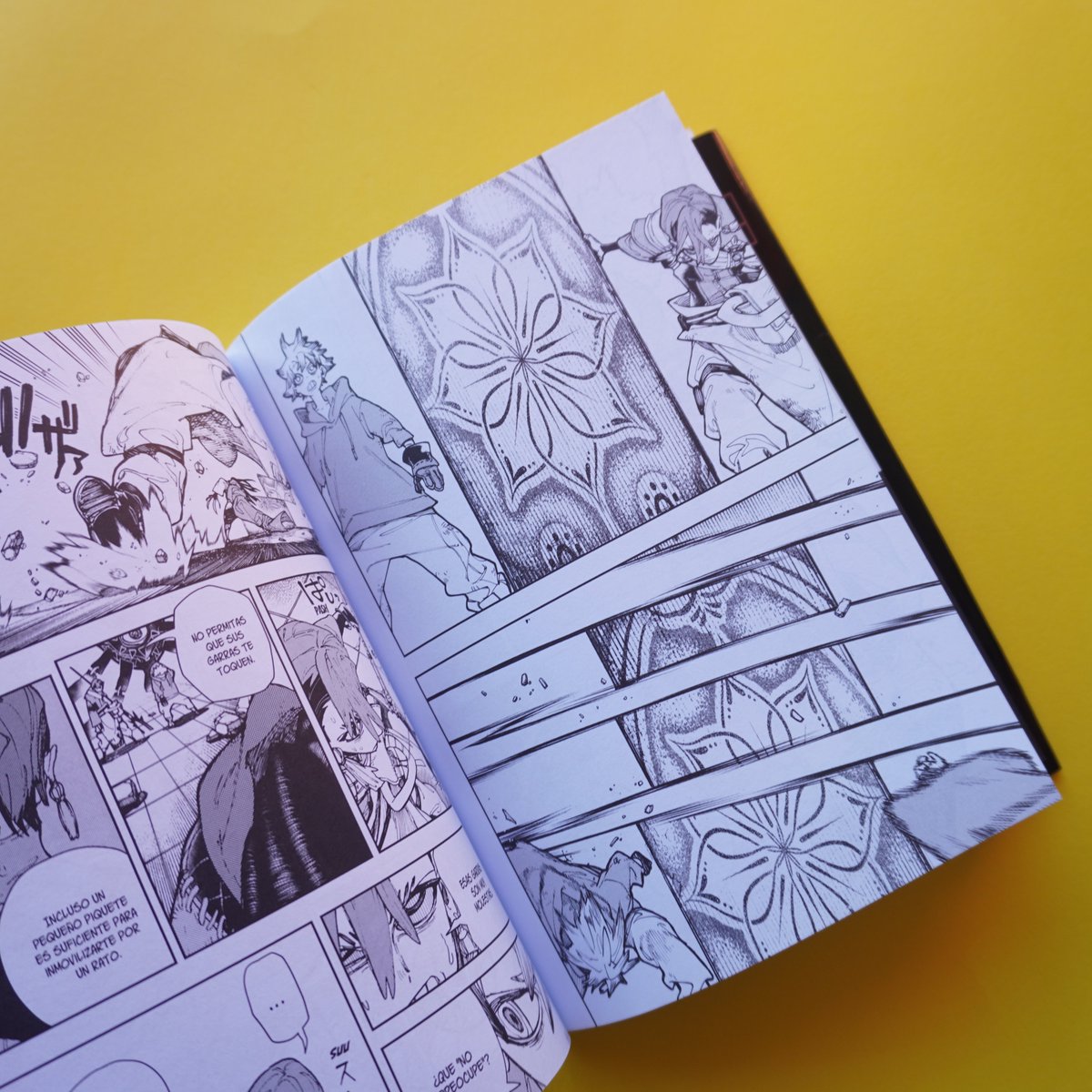 distritomangaco's tweet photo. Para encontrar una manera de regresar a la Esfera, Ludo se dirige a los cuarteles generales de los Limpiadores en busca de más información...

🛒Disponible en librerías, comercios electrónicos y canales especializados.
#dmlicencias #distritomanga #MangaColombia #Manga https://t.co/Ioi3wkOWid