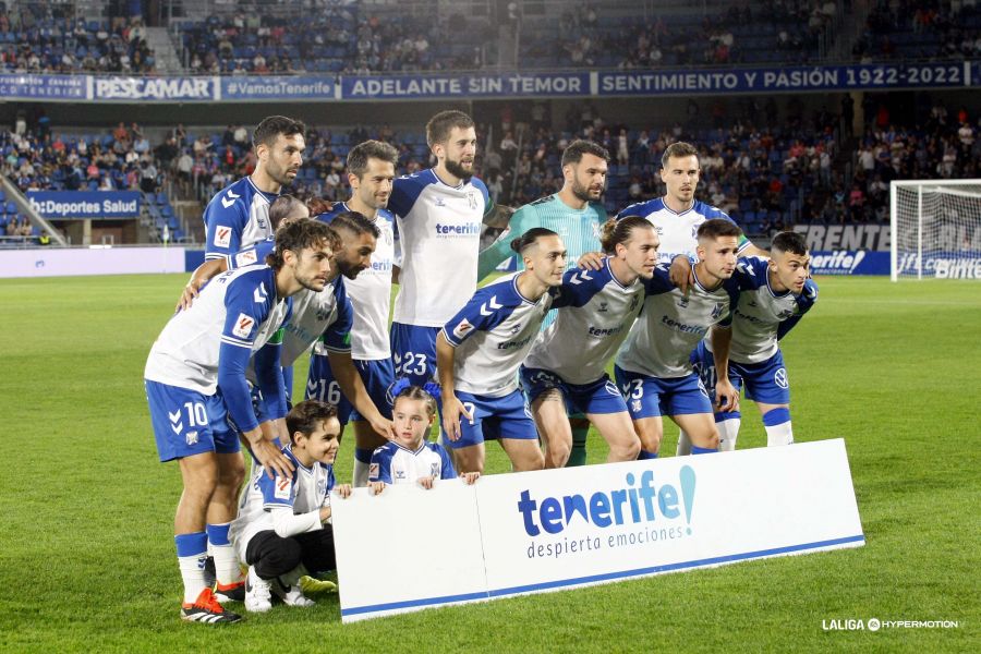 🩵 ¿Quieres UNA ENTRADA DOBLE para el partido del <a href="/CDTOficial/">CD Tenerife 🏴󠁧󠁢󠁳󠁣󠁴󠁿</a> del próximo lunes? ¡Haz RT!

⚡️ @EAVESpain