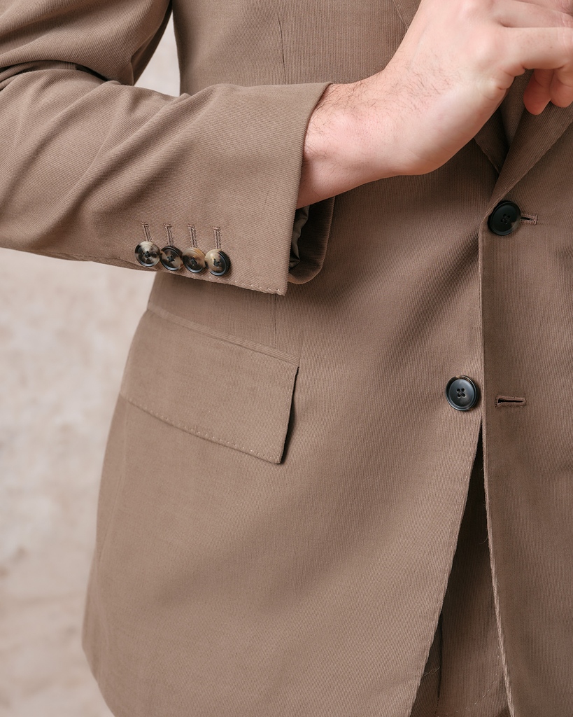A Needlecord suit is a necessity. Pair the Taupe Jacket and Contemporary Trousers together, or wear them as separates. Whatever your call, you’ll look the part. Available now on edwardsexton.co.uk