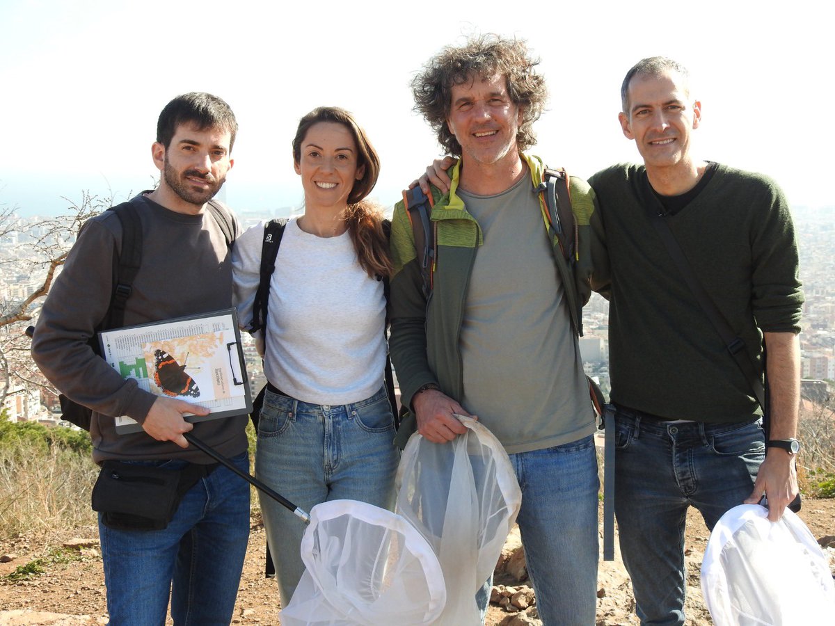 Part of the joy of working in science is the people you work with!

The <a href="/uBMS_project/">uBMS</a> coordination and volunteer team is an example of that!

Here a subset of our amazing team (it’s a fact!): <a href="/pau_guz_man/">Pau Guzmán</a> <a href="/octavibt/">Octavi Borruel</a> and Quique recording for <a href="/laxarxa/">La Xarxa</a>!