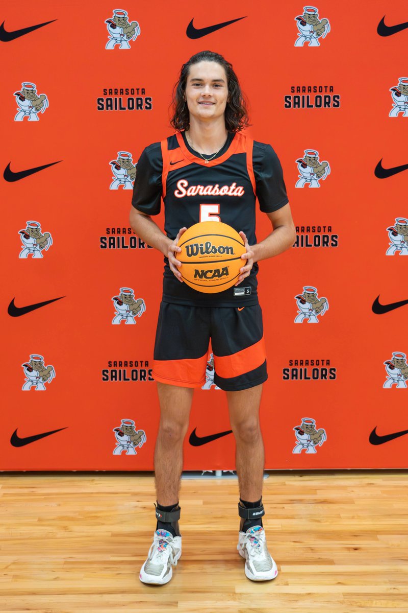htpreps's tweet photo. Congratulations to Oliver Boyle for winning the @htpreps Athlete of the Week honors for Feb. 5-10! @SarasotaHS @sailors @SHSsailorsbball @HeraldTribune https://t.co/SaJMv8fOjy