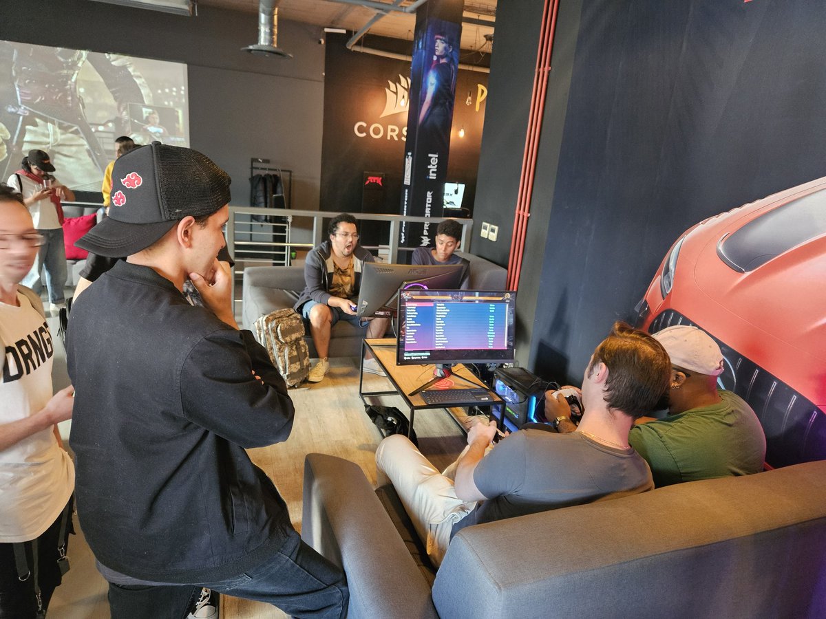 TweetsByProxy's tweet image. The first #Tekken8 Friday Fight Night is on at @AtkArena 🔥 Let's gooooo!!! 💪😤 #PlaySeriously #ATKWin