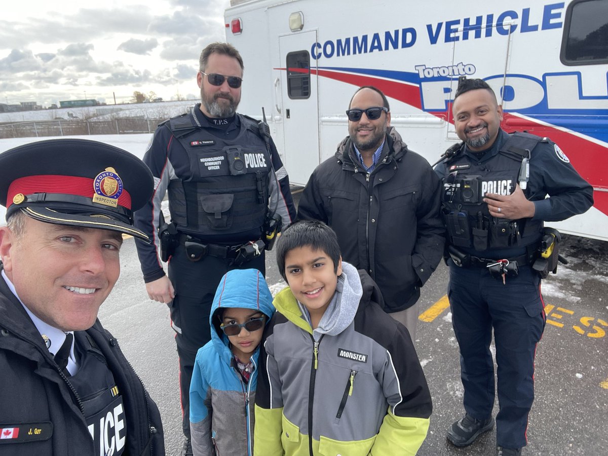 Jack Gurr (@jackgurrr) on Twitter photo **Happening now**
TARIC Islamic Centre
99 Beverly Hills Drive
With Imam Imran today and our neighbourhood officers Jay and Colin.
Also here is <a href="/OfficerFarhan/">Officer Farhan</a> and <a href="/officertdot/">Haroon Siddiqui</a>
Come and visit us if you’re nearby. **Happening now**
TARIC Islamic Centre
99 Beverly Hills Drive
With Imam Imran today and our neighbourhood officers Jay and Colin.
Also here is <a href="/OfficerFarhan/">Officer Farhan</a> and <a href="/officertdot/">Haroon Siddiqui</a>
Come and visit us if you’re nearby.
