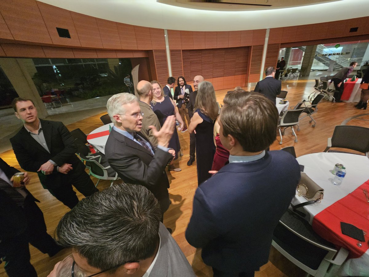 UW_MSKrad's tweet photo. Captured some moments of the @UW_MSKrad section at the @UWiscRadiology holiday party! 🎉🎊🥳
#WeCleanUpNice @kenlee8799 @MichaelTuite2 @md_cooley @JohnSymanski @drewrossmd @Ortho2Rads @Biswal_Lab @NLaucis @ScottReederMD https://t.co/SzYHtiEwHi