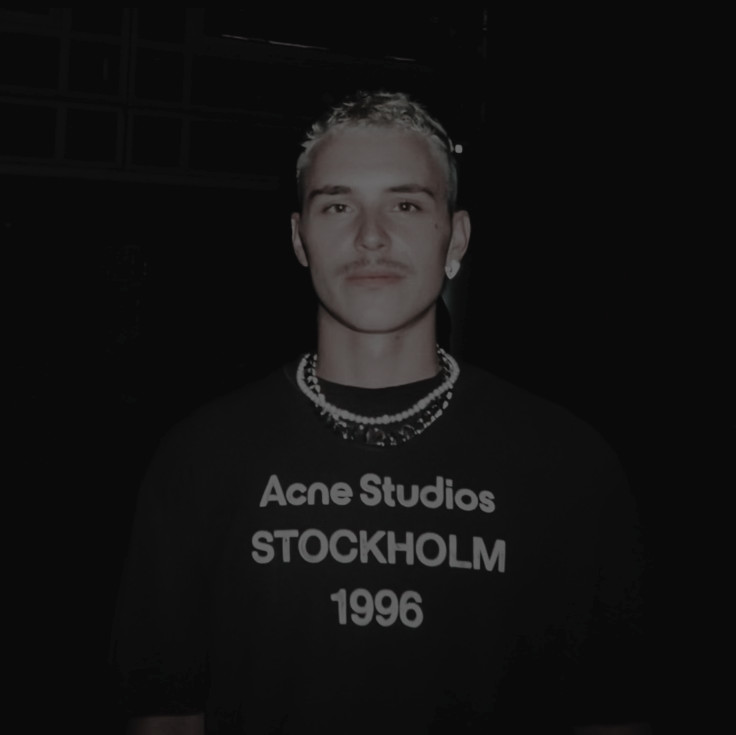 ᅠㅤ
ᅠㅤ
ᅠᅠᅠㅤ
ᅠㅤ
⠀⠀⠀ ⠀⠀ 𝐖𝐀𝐍𝐓𝐄𝐃 𝐃̵𝐄̵𝐀̵𝐃̵ 𝐎𝐑 𝑨𝑳𝑰𝑽𝑬 .

⠀⠀⠀ ⠀⠀ chansey's bro .
⠀⠀⠀ ⠀⠀ fc: aron piper .
⠀⠀⠀ ⠀⠀ 24 y.o .
⠀⠀⠀ ⠀⠀ australian ( 🇦🇺 ) , just moved to LA .
⠀⠀⠀ ⠀⠀ illegal themes .
ᅠ            
ᅠㅤ        
ᅠㅤ
ᅠ