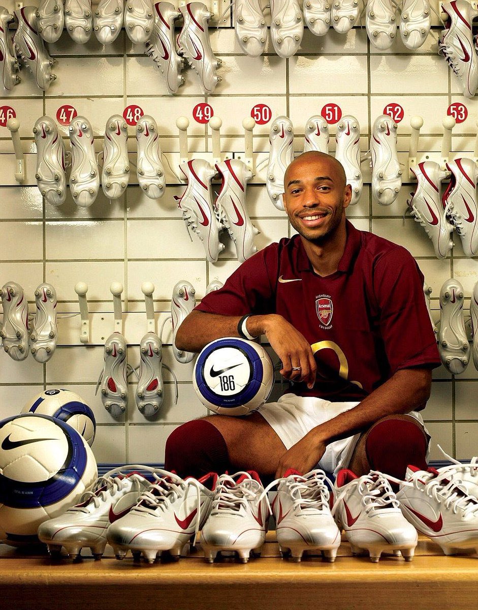 1999/00: 35 G/A 

2000/01: 33 G/A

2001/02: 41 G/A

2002/03: 60 G/A

2003/04: 54 G/A

2004/05: 45 G/A

2005/06: 43 G/A

Greatness.