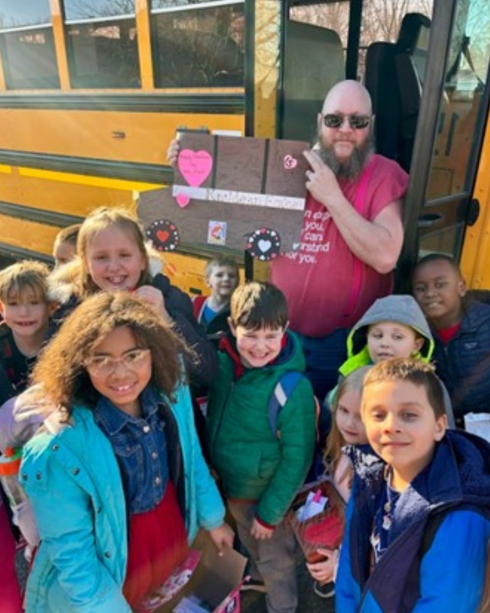 WSDNews's tweet image. Students at Knudsen Elementary recently hosted a pizza lunch to honor their bus drivers and presented each of them with homemade Valentine&apos;s Day cards that were signed by students and staff. What a wonderful surprise for these drivers. Great job Knudsen Foxes! 
#BusDrivers