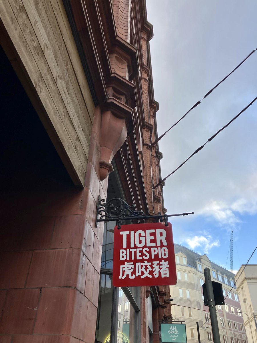 toldbyanidiot93's tweet photo. AD Paul has had a brilliant time meeting Bham based theatre makers in our #doctorssurgeries @BirminghamRep!
What's more, he topped off the visit with salt and pepper tofu at one of his favourite Brummie eateries.
All in all, a great day! https://t.co/97Dww4Sp1K