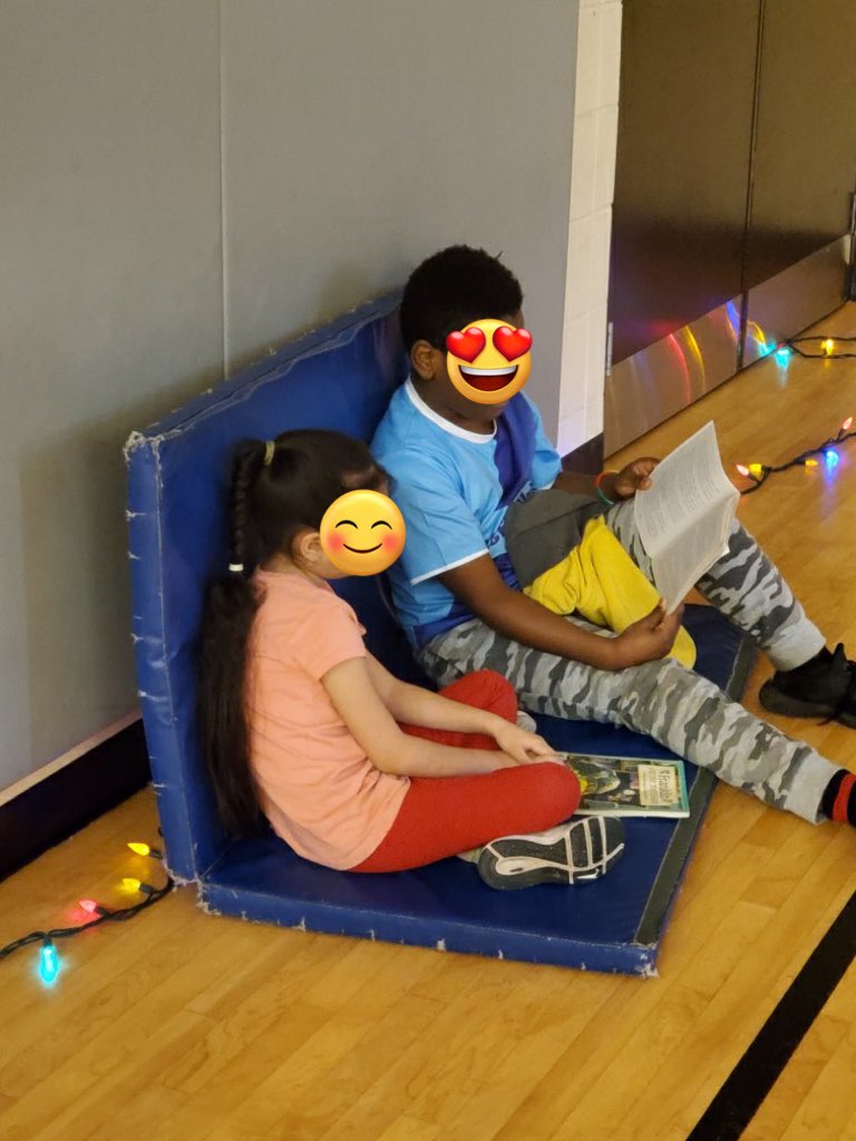 CParadise_HWDSB's tweet photo. 📚✨ Snuggle up and Read PJ Day was an absolute hit at Cootes Paradise Elementary School! Thank you to everyone who participated and made it a cozy and memorable day filled with books and comfort. #SnuggleUpAndRead #PajamaDaySuccess #CootesParadiseElementary https://t.co/qBA2gwjaBu