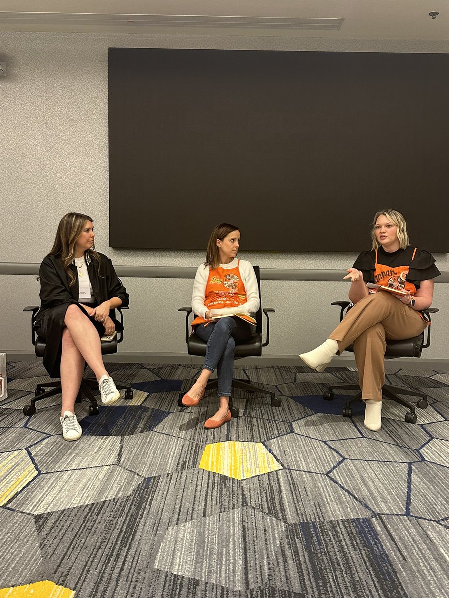 prsageorgia's tweet photo. Internal comms is critical for building culture and employee engagement. Younger generations also want to feel purpose and connection to their organization. #prsagaconf #ANewEra https://t.co/ih4Cjjig42