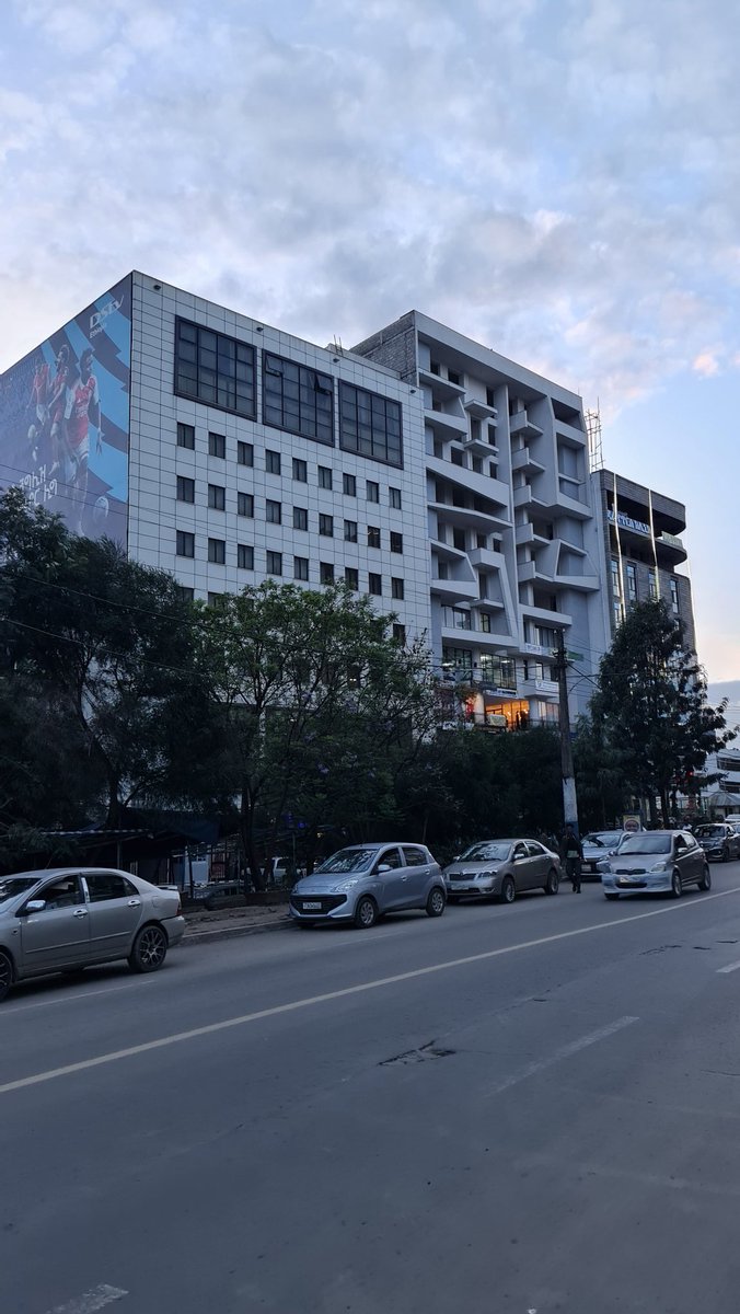 BrookTefera1's tweet photo. #urbanwalk #fridayvibes #fridaywalks 

አራት ኪሎ ፣ ፒያሳ ፣ አራዳ ። https://t.co/EiBGnXbUT5
