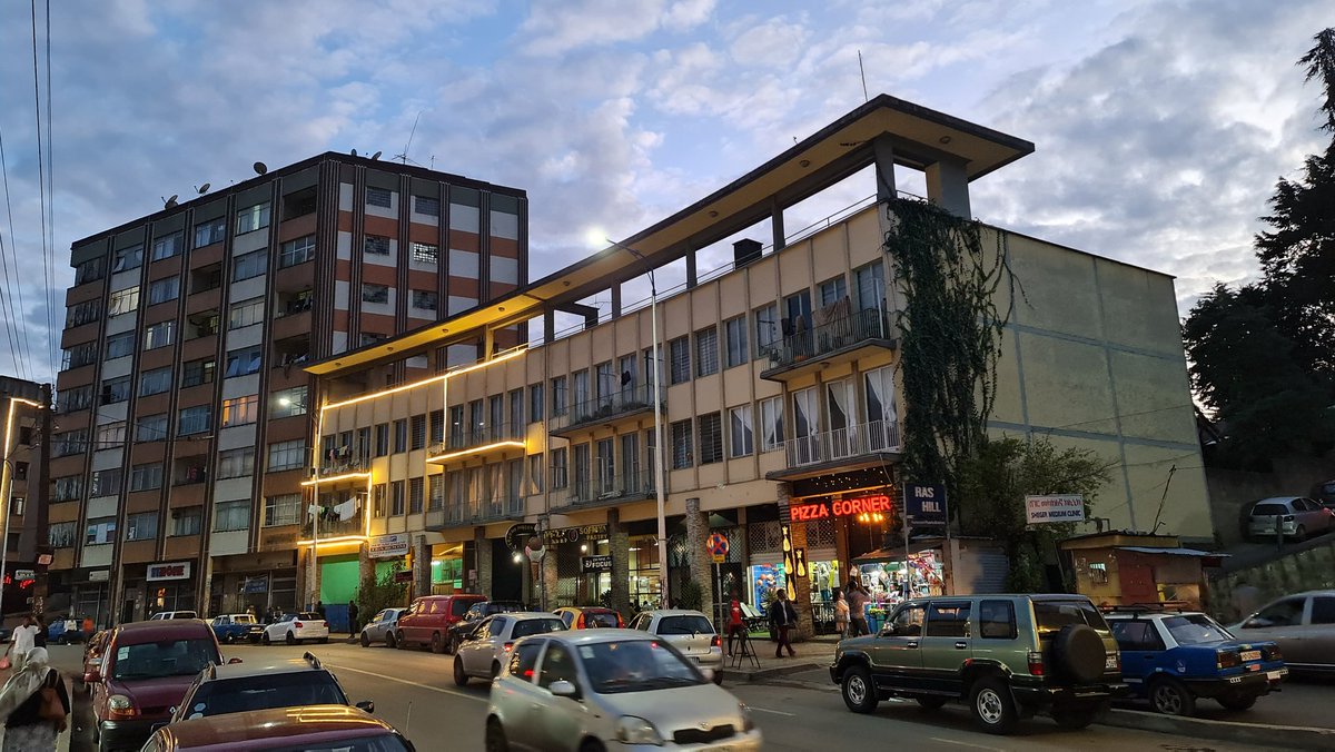BrookTefera1's tweet photo. #urbanwalk #fridayvibes #fridaywalks 

አራት ኪሎ ፣ ፒያሳ ፣ አራዳ ። https://t.co/EiBGnXbUT5