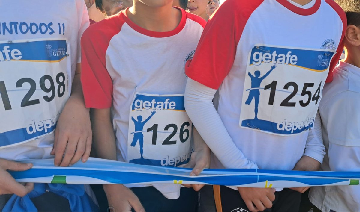 CEIP_VFerrer's tweet photo. Esta mañana el alumnado de 3° a 6°EP del @CEIP_VFerrer han participado en el campeonato escolar de campo a través de Getafe.
Como siempre, nos lo hemos pasado genial. @aytogetafe @DeporteGetafe https://t.co/ORD2A992R4