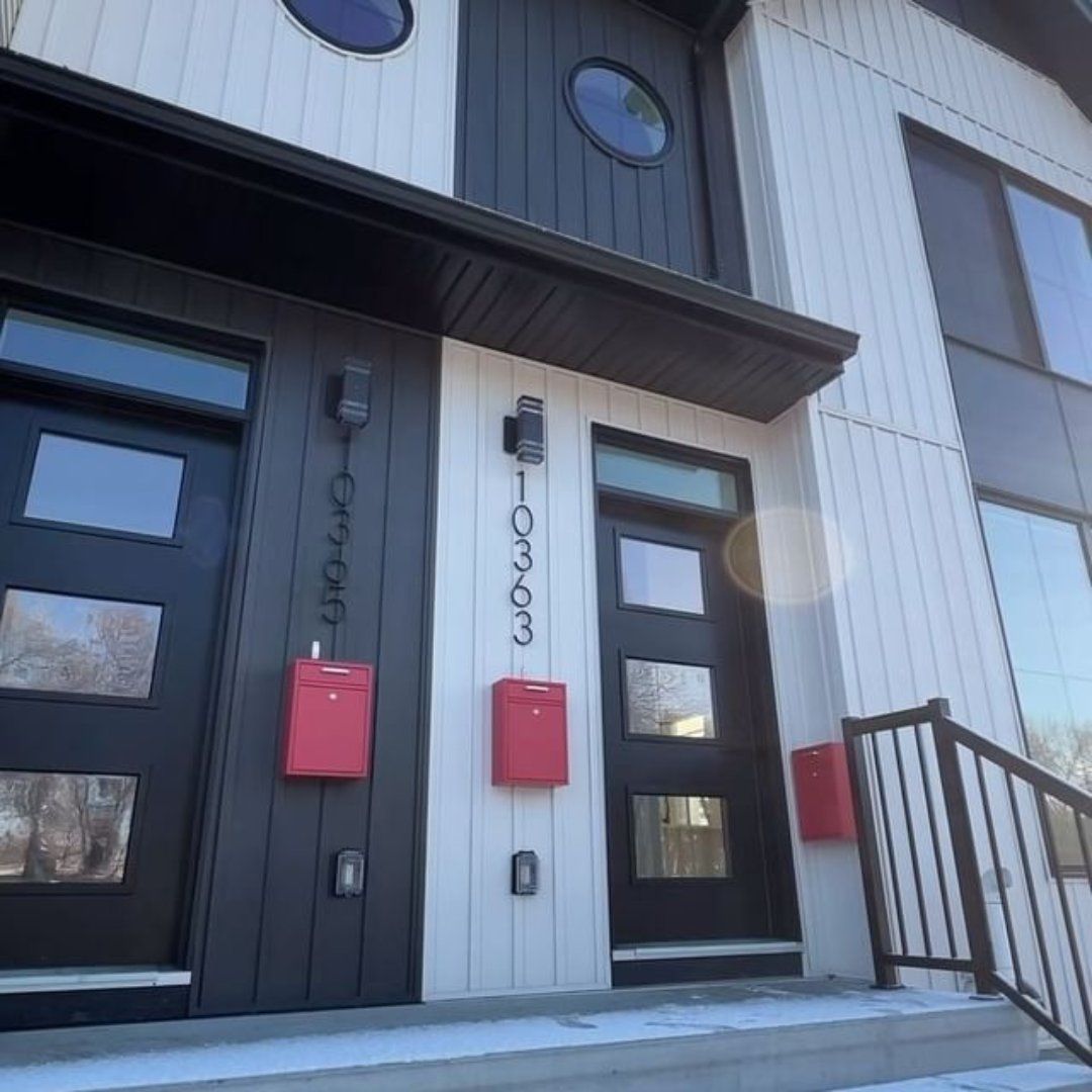 When it comes to design aesthetics, the choice is yours! Monochromatic or contrasting – both styles can transform your home's look and feel. Which style would you choose for yours? #Durabuilt #windowsanddoors #interiordesign #architecture #modernhomes #homedesign #homeinspo