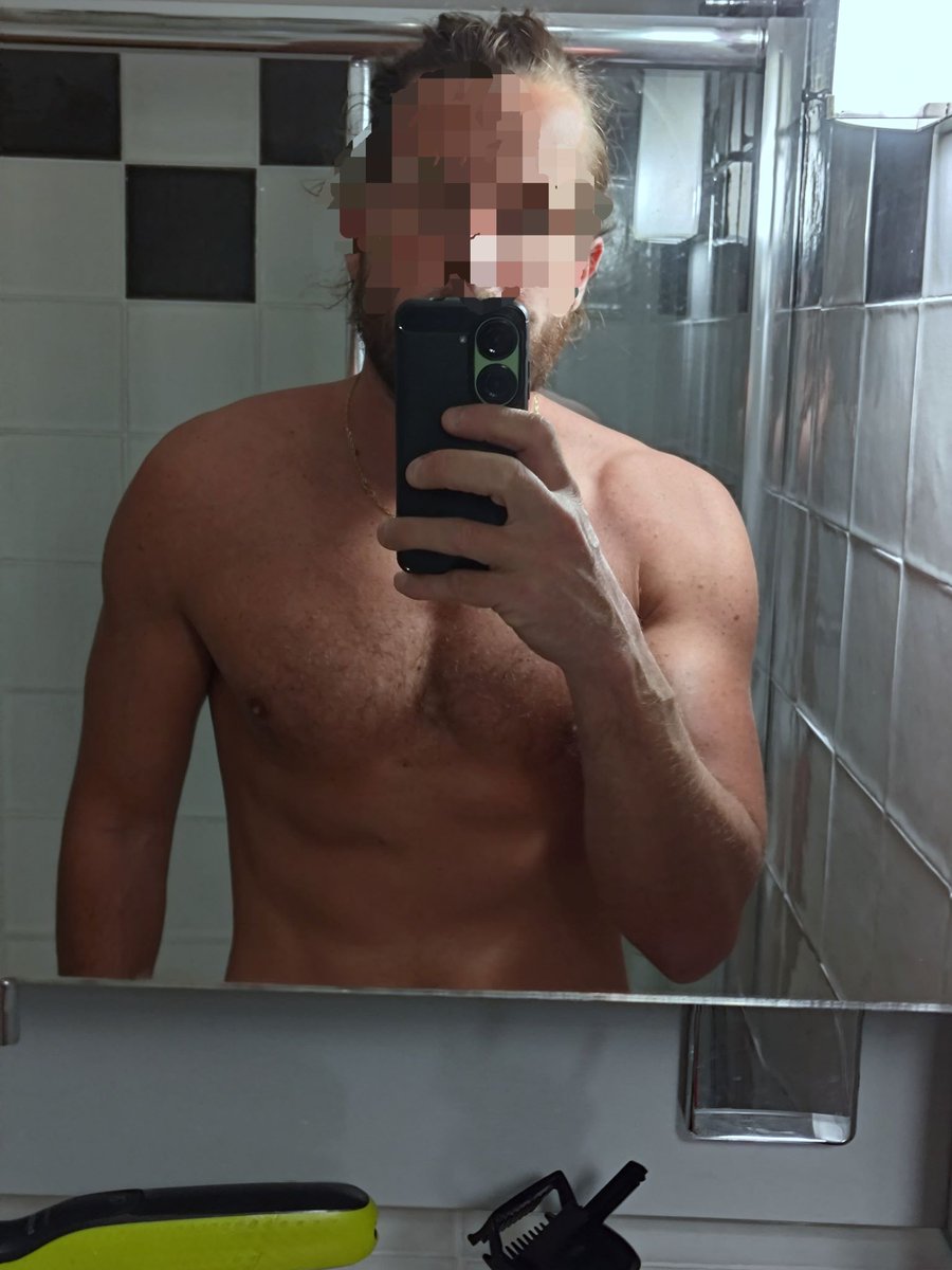 Vitalholis tweet media